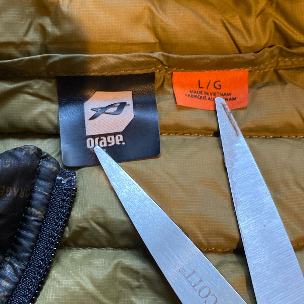 Orage Puffer Jacket: Size Large - image 8